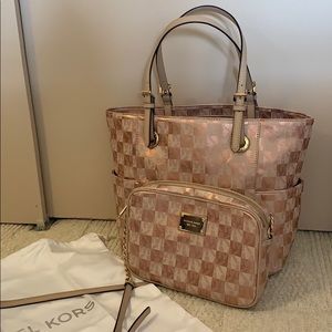Michael Kors handbag and matching satchel